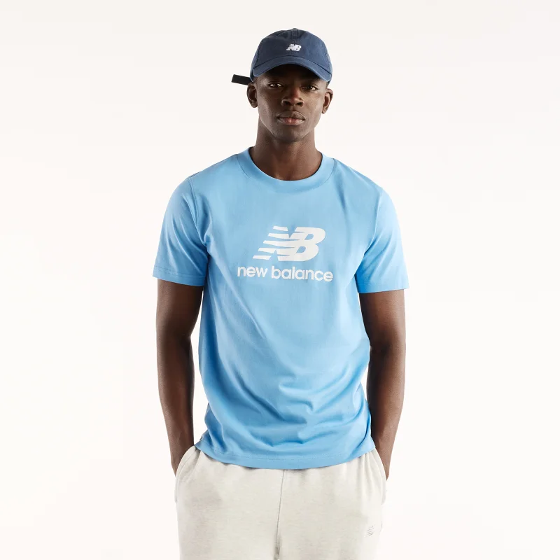 نيو بالانس Men's Sport Essentials Logo T-Shirt
