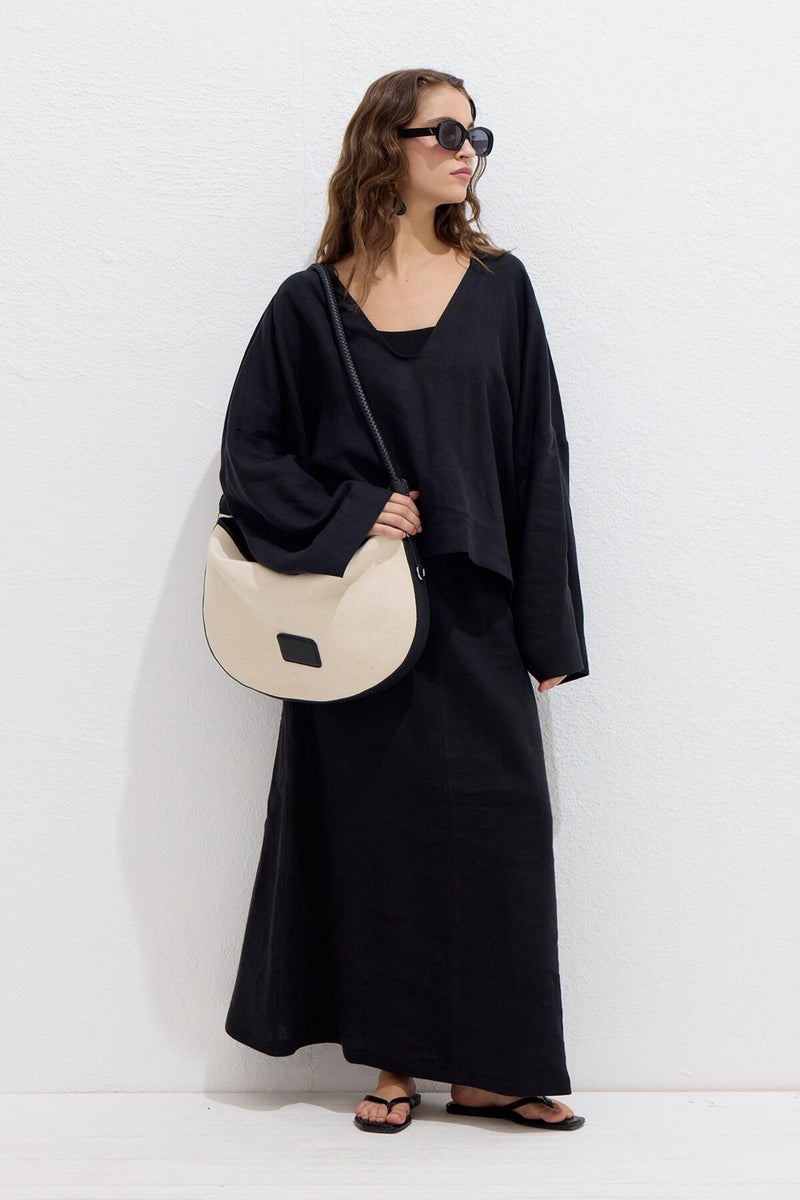 Manuka Premium V Neck Linen Blouse Black  - Image 2