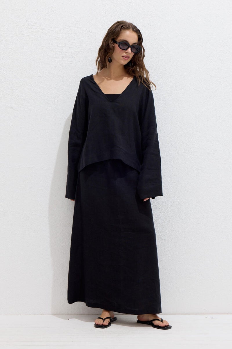 Manuka Premium V Neck Linen Blouse Black  - Image 4