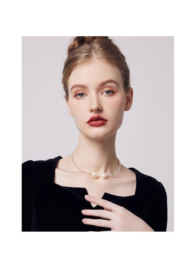 Vintage Silver-Finished Pearl Choker Necklace for Women - Image 4
