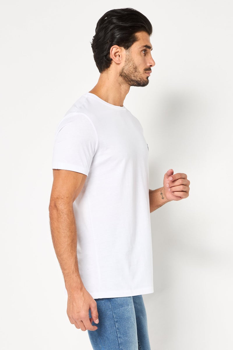 POLO RALPH LAUREN تي شيرت رجالي بأكمام قصيرة وياقة دائرية مع شعار مطرز، أبيض - Image 3