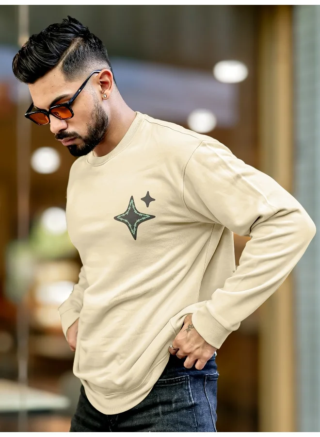 مانياك سويت شيرت رجالي بقصة واسعة مطبوع بياقة دائرية وأكمام طويلة، بيج ونيلي