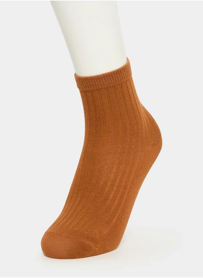 Styli Pack of 5 - Solid Thick Socks