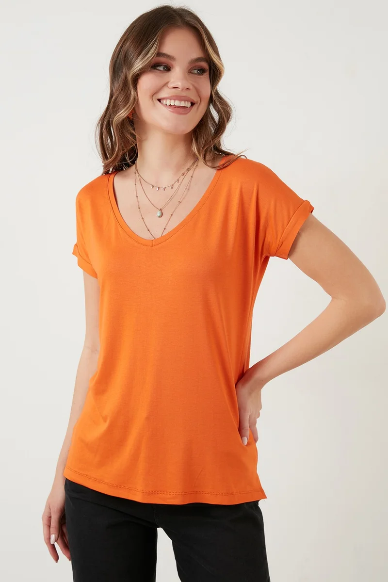 ليلا V-Neck Relaxed Cut Blouse Women's Blouse 5862000