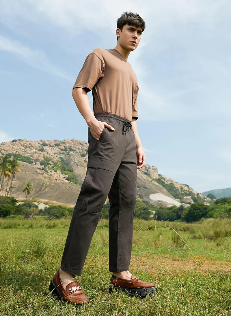 Campus Sutra Men's Umber Brown Solid Utility Trousers