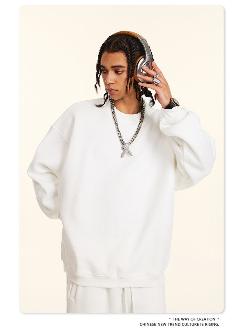 بى طقم سويت شيرت عصري من قطعتين بتصميم أمريكي جديد لعام 2025 | سويت شيرت بأكمام طويلة مبطن بالفرو وياقة دائرية + بنطال رياضي بقصة مستقيمة - طقم رجالي كاجوال (أبيض) - Image 4