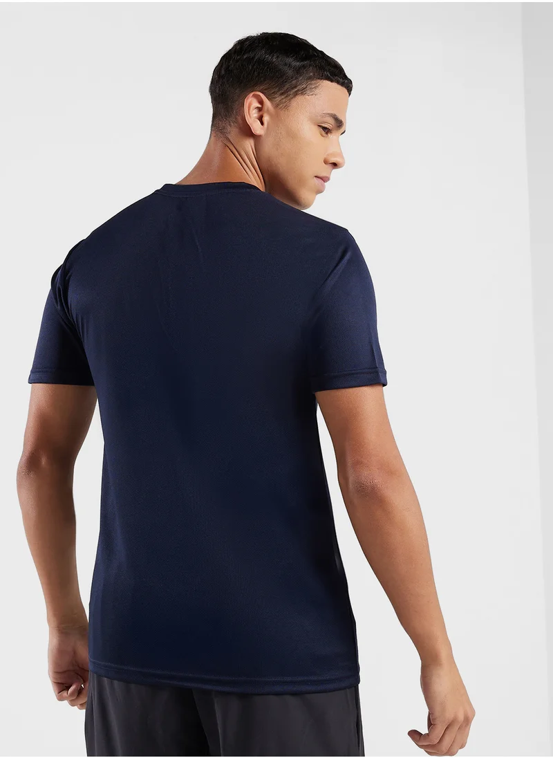 فورورد Men'S Essential T-Shirts