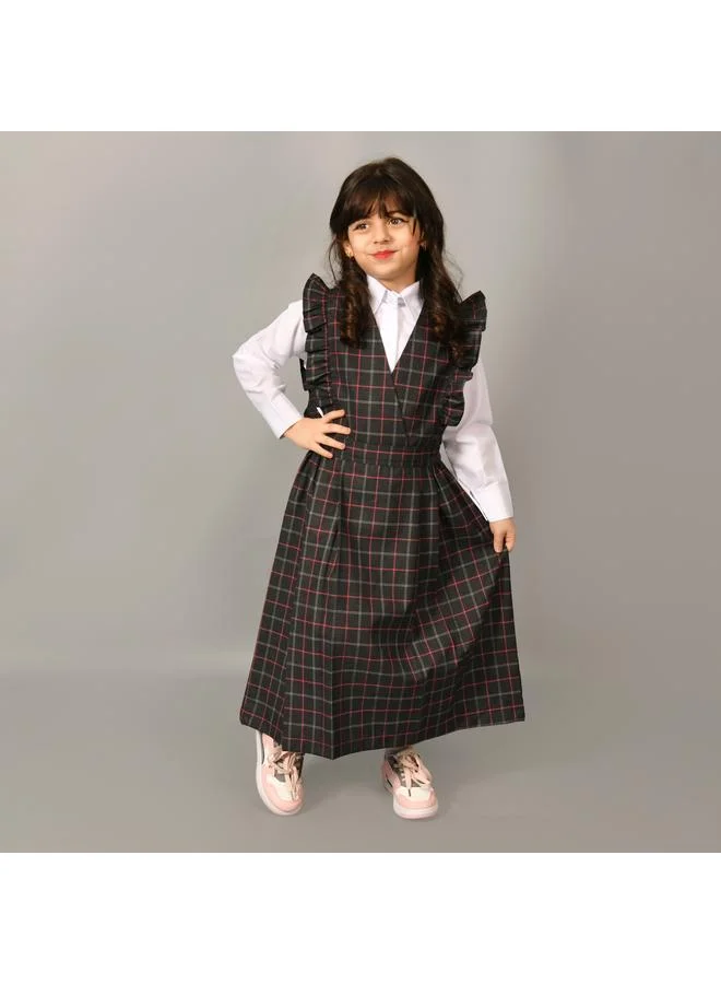 HAWRAA ABAYA Black checkered kindergarten apron with ruffles, a gathered waist, and side pleats - apron only