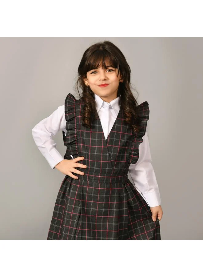 HAWRAA ABAYA Black checkered kindergarten apron with ruffles, a gathered waist, and side pleats - apron only