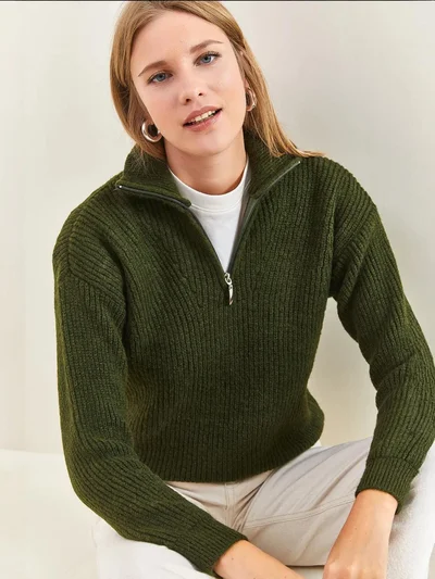 Bianco Lucci LUCCI Oversized Textured Knit Sweater with Zipper Collar
