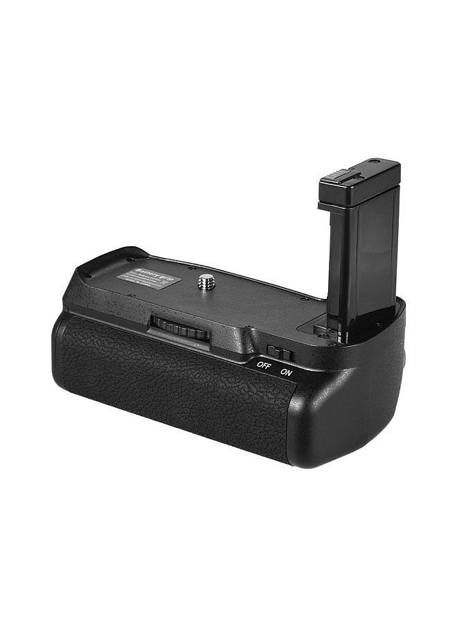 Generic - Vertical Battery Grip Holder for Nikon D5300 D3300 D3200 D3100 DSLR Camera EN-EL 14 Battery Powered with IR Remote Control - Image 1