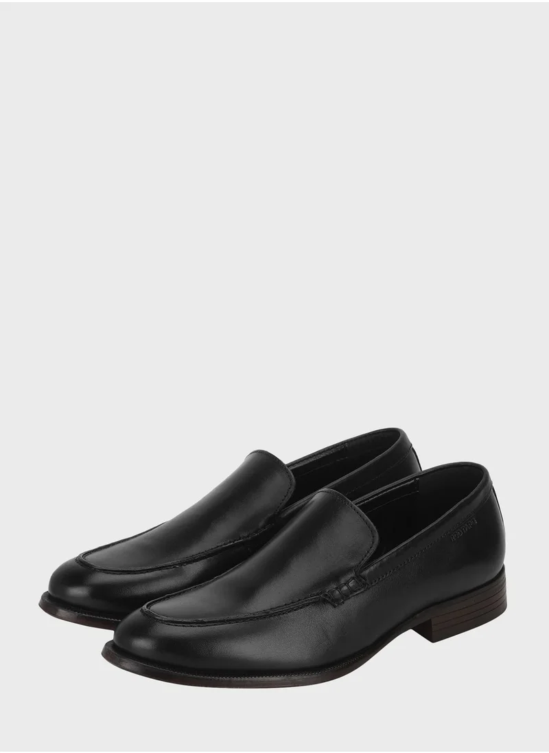 Red Tape Casual Moccasins