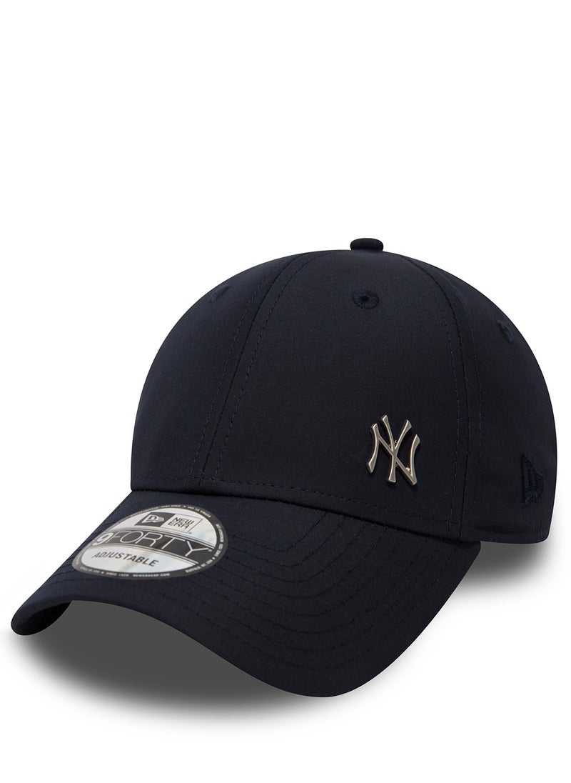 New York Yankees Logo Cap - pzsku/Z8AB34411D699DB6F0245Z/45/_/1739526390/1a494f1b-94f0-42cf-a506-28c5e32f2fc7