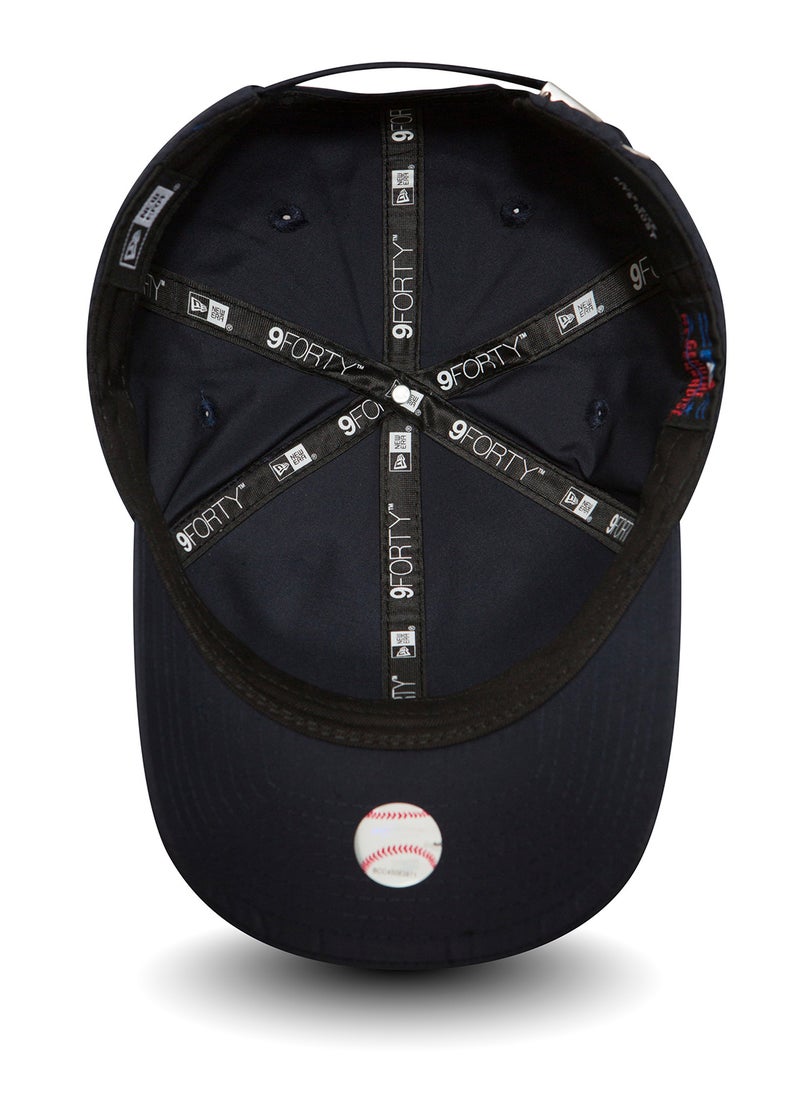 New York Yankees Logo Cap - pzsku/Z8AB34411D699DB6F0245Z/45/_/1739526392/f1d527ed-27a2-4b63-b790-3d822a7b684e