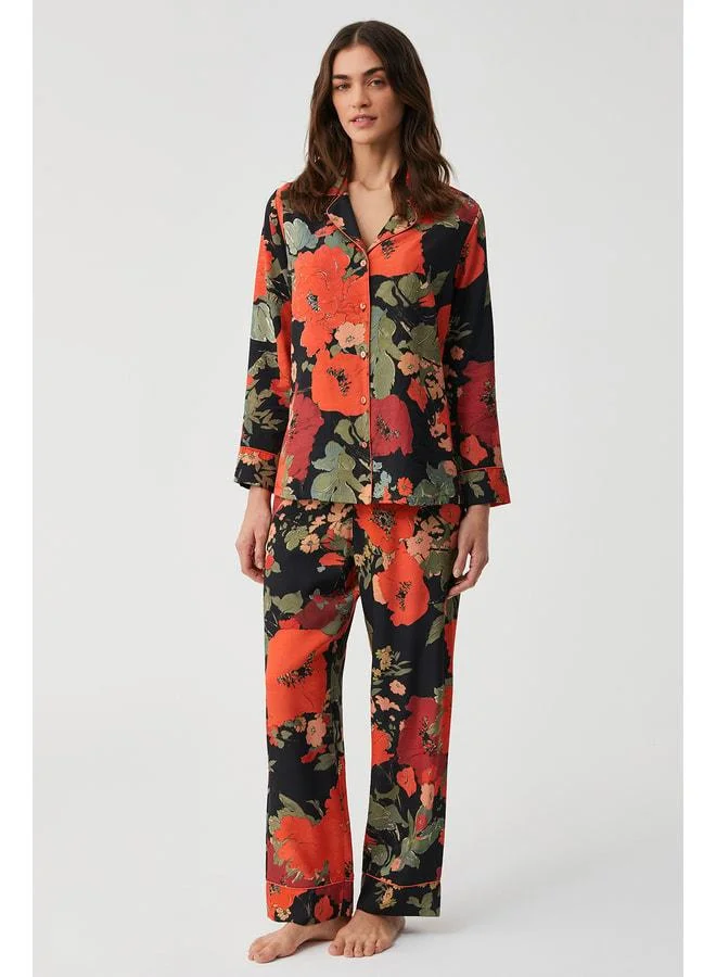 Floral patterned shirt set.