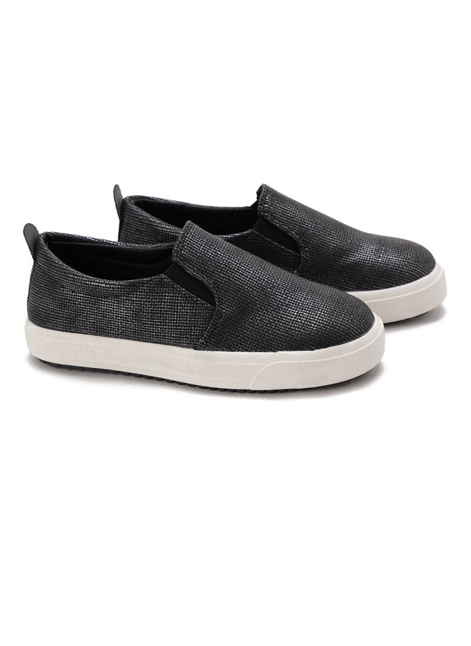 ZELDA Fashionable Slip on  - Image 1