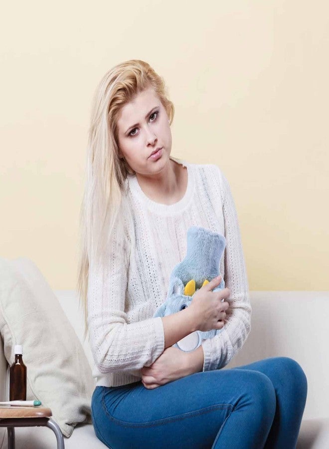 TGOPIT قربة ماء ساخن من TGOPIT مع غطاء، قربة ماء ساخن مخملية، قربة ماء ساخن صغيرة، كيس ماء ساخن صغير من السيليكون، قربة ماء ساخن آمنة ومتينة وقابلة لإعادة التدوير في الشتاء للنساء والرجال (أزرق 500 مل) - Image 4