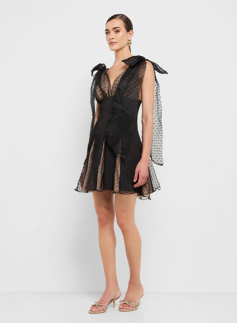 Éclat Luxe eclat luxe dobby mesh fit n flare dress - Image 1