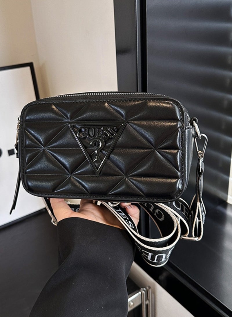 GUESS Women Crossbody Bag,Bag for Women,Shoulder Bag 20*12*7.5cm  - Image 2