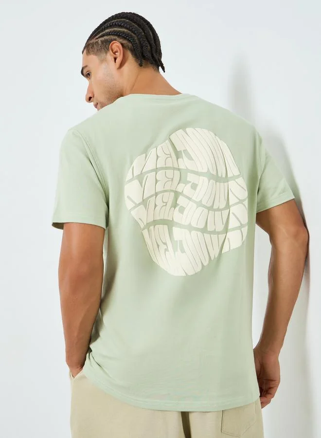 Styli Men Green Graphic Print Crew Neck T-Shirt