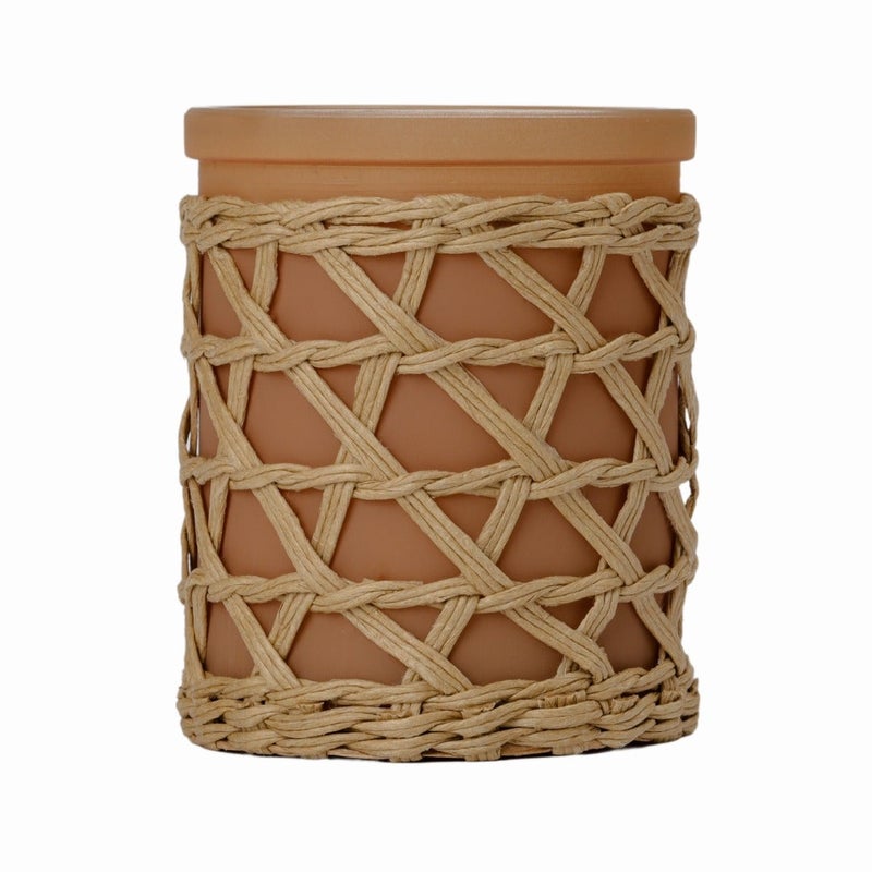 French Connection شمعة جرة معطرة برائحة الكراميل وخشب الأرز والحمضيات - 200 جرام، 1 فتيلة | مدة الاحتراق - 37 ساعة | مجموعة منسوجة | مثالية للهدايا، ديكور المنزل، الحفلات وعطر الغرف | مثالية لديكور غرفة المعيشة والمكتب - Image 3