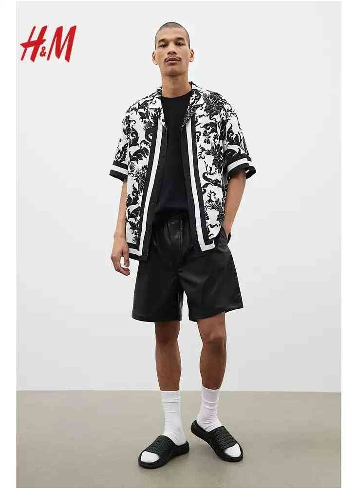 H and M - HM Autumn New Casual Loose Short Sleeved Shirt - Image 1