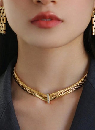 Luxury & Elegant 18k Gold Plated Stainless Steel Necklace For Women - pzsku/Z8ABE8B91E4B4B59CAAD5Z/45/_/1712792436/d7af1a9e-3a61-4bad-b0b8-d13e61ea622d