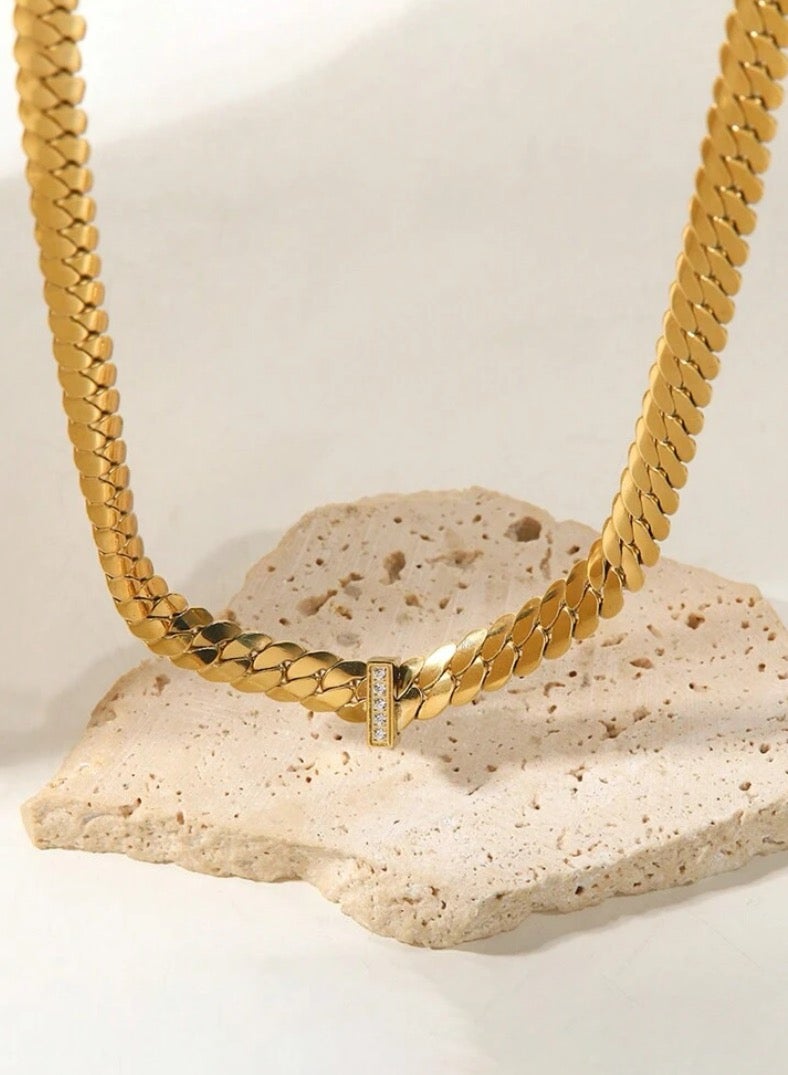Luxury & Elegant 18k Gold Plated Stainless Steel Necklace For Women