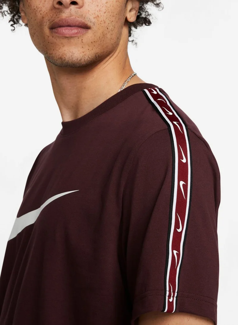 Nike Nsw Repeat Swoosh T-Shirt