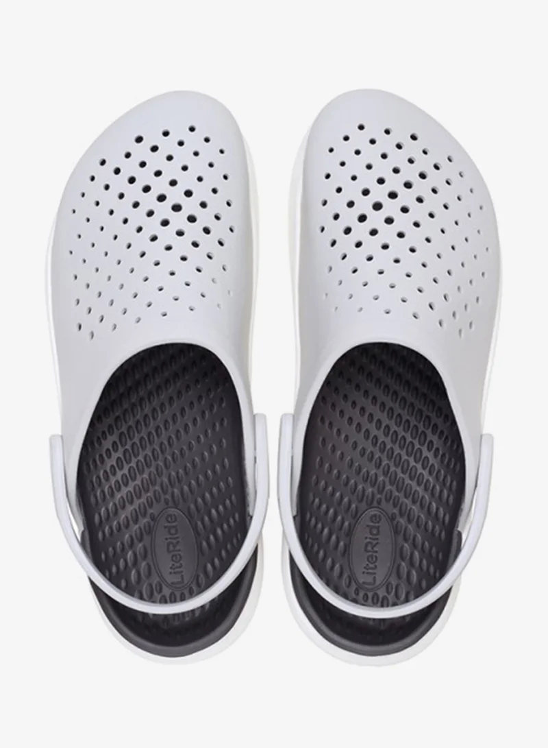 كروكس صنادل باي باند بحزام خلفي