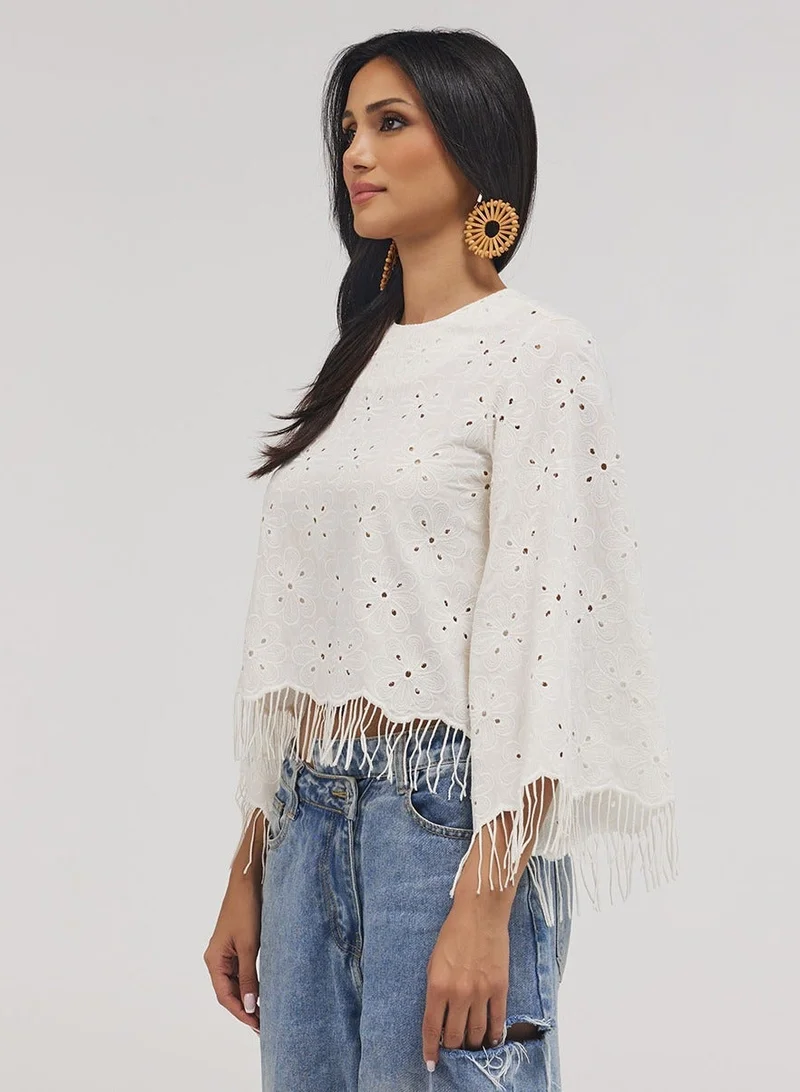 Zigzag Scalloped Thread Detailed Crop Top
