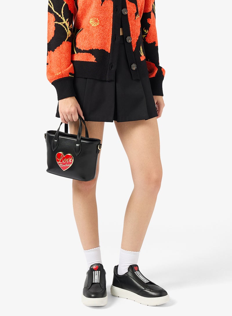 حقيبة ساتشيل بسحاب وشعار مفصل