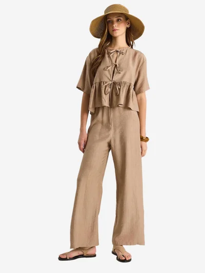 بيانكو لوتشي طقم قطعتين لوكسي بنقشة مميزة وتفاصيل مكشكشة