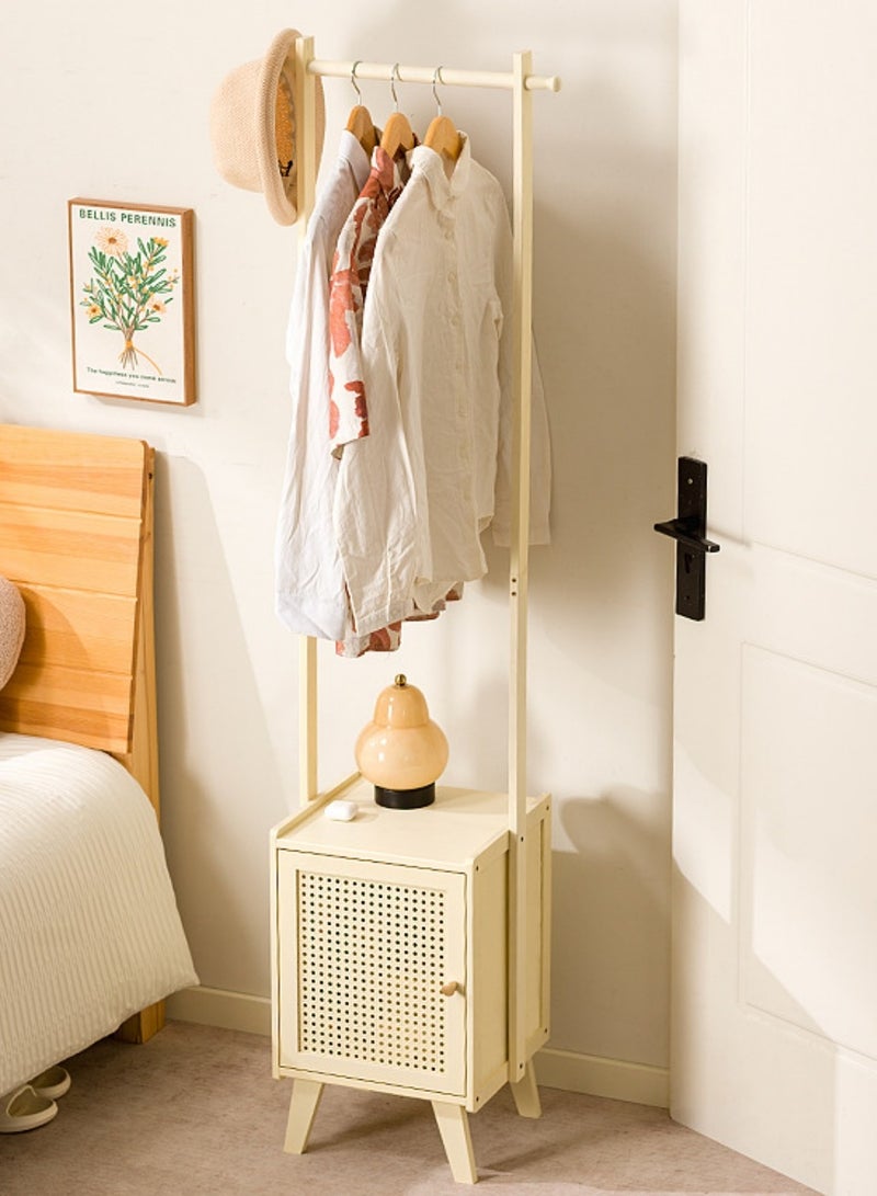 شو وو 2 في 1 حامل معاطف من الخيزران مع طاولة بجانب السرير، حامل معاطف متعدد الوظائف مع أدراج، لغرفة المعيشة وغرفة النوم - Image 1