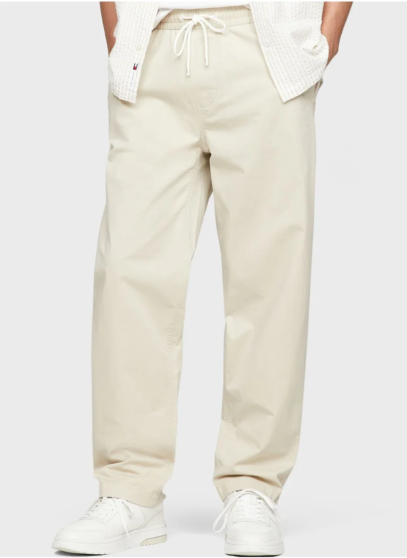 TOMMY JEANS Essential Tapered Pants