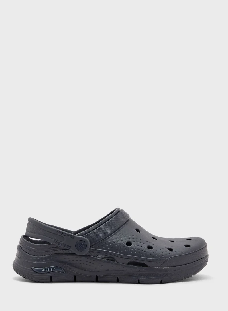 SKECHERS Arch Fit 'Valiant