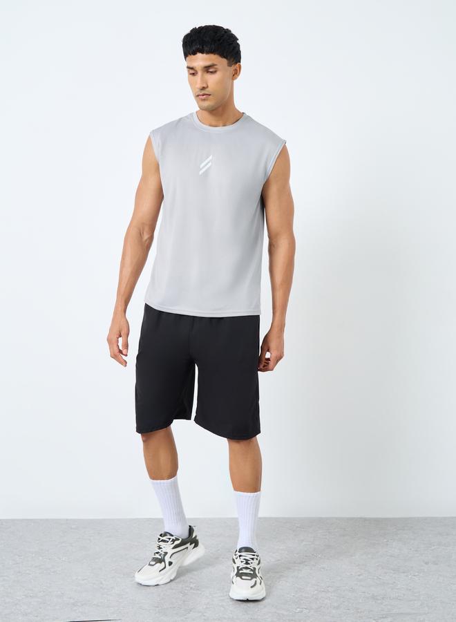 ستايلي اكتيف تيشيرت كت بطبعة صغيرة - Image 2