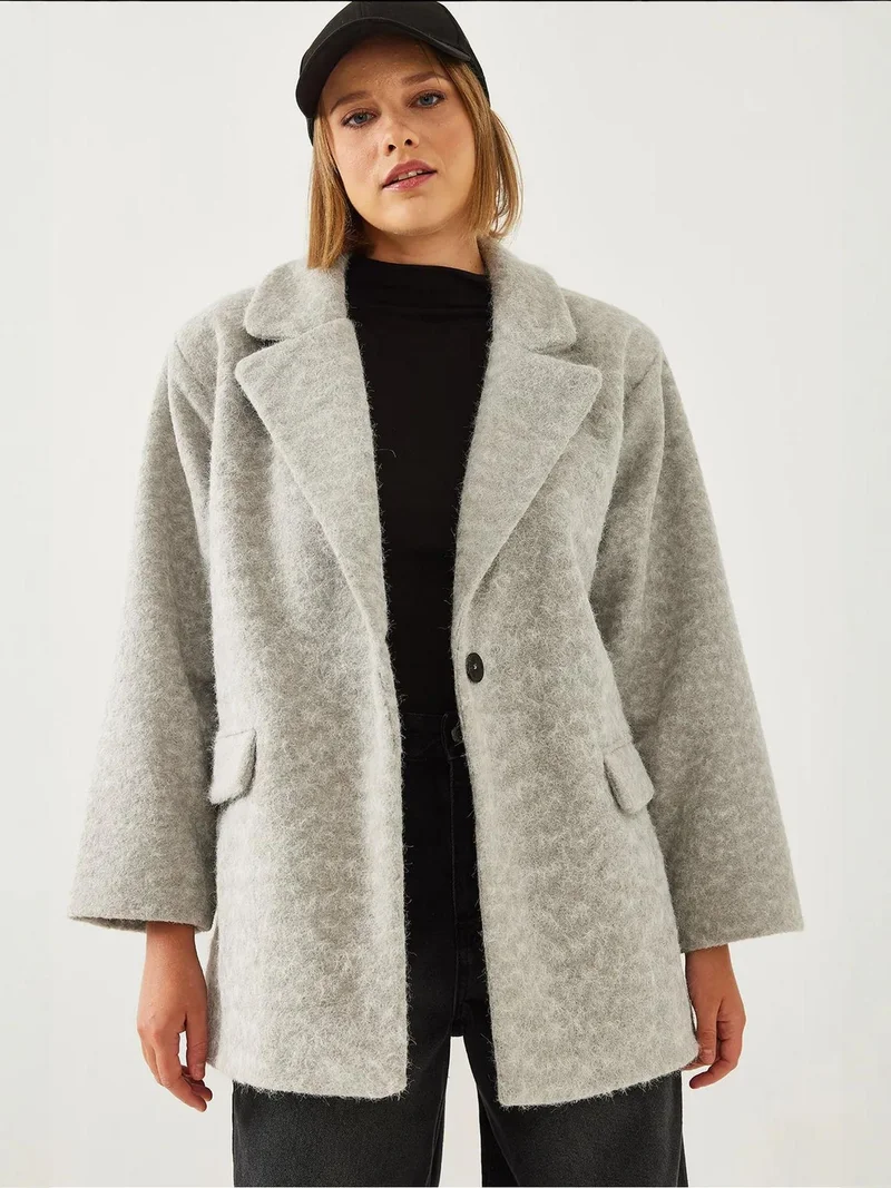 Bianco Lucci LUCCI Oversized Plush Coat with Shawl Collar and Pocket
