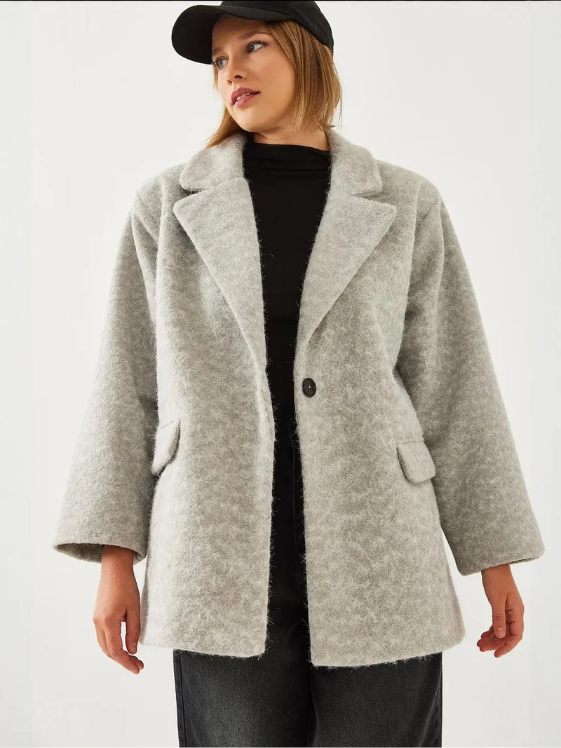Bianco Lucci LUCCI Oversized Plush Coat with Shawl Collar and Pocket