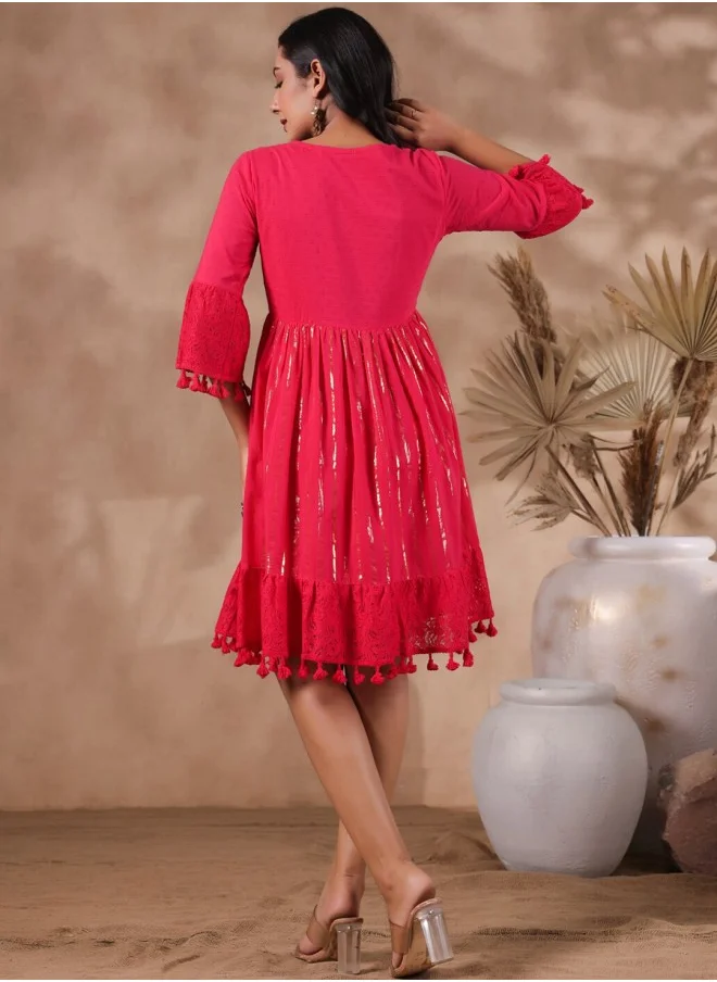 آي شين Aline Fit Self Design Pattern V-Neck Neck 3/4 sleeve Fuchsia Colour Knitted Cotton Dresses for Women with Semi Elastic Closure - An Ideal Pick for Any Occasion