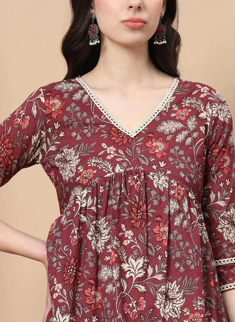 زيري سوق This is a Maroon printed Kurta with Sharara with dupatta