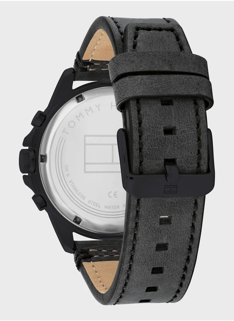 TOMMY HILFIGER Leather Strap Chronograph Watch