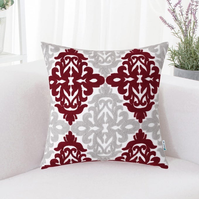 BURGUNDY RED DECORATIVE THROW PILLOW COVERS 18X18 INCH 1 PIECE EMBROIDERED COTTON FARMHOUSE CUSHION COVER PILLOW CASE FOR SOFA COUCH LIVING ROOM BED BEDROON FLORAL GEOMETRIC