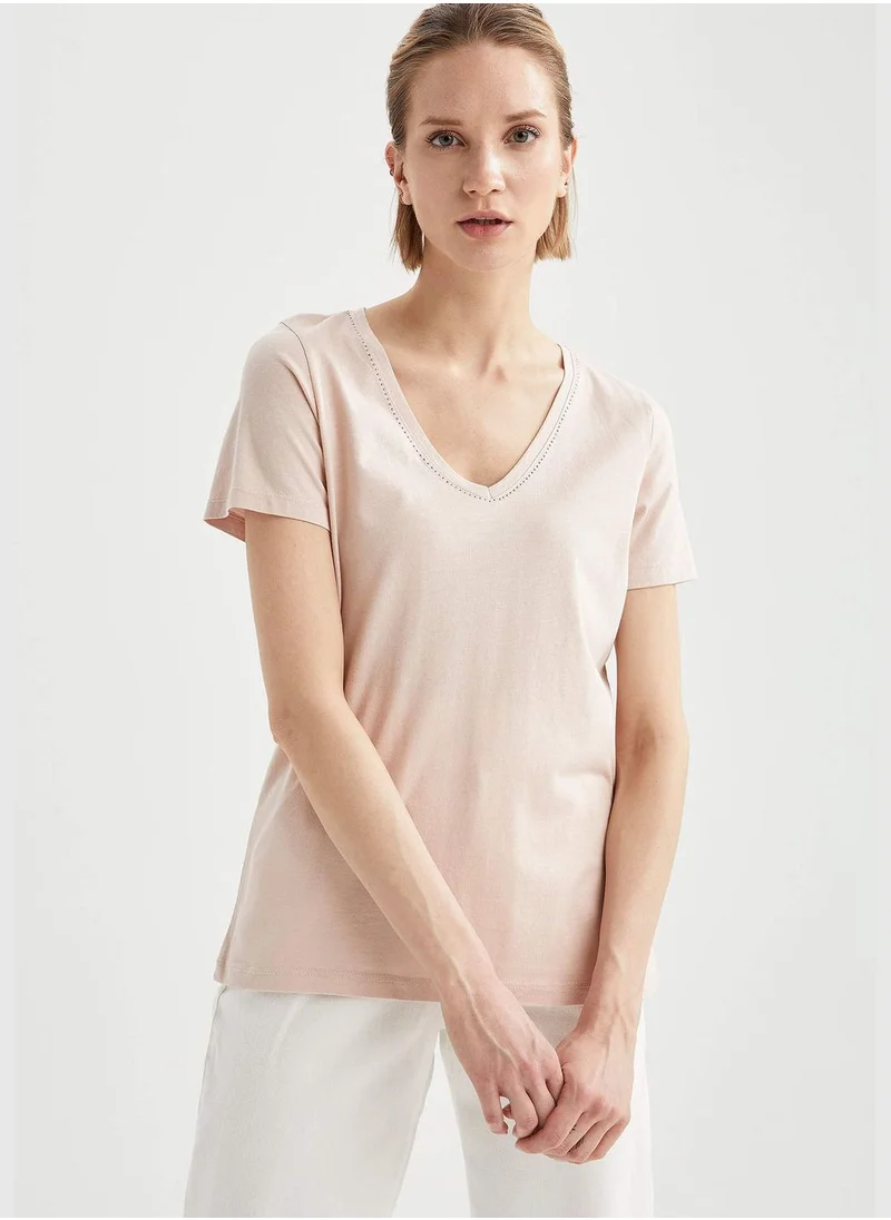 ديفاكتو Woman Knitted Regular Fit V Neck Short Sleeve T-Shirt