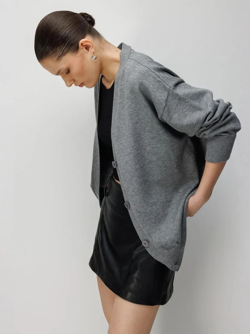 ميكسراي MIXRAY Long Ribbed Knitwear Cardigan with V-neck and Button Closure