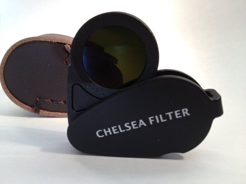 Ade Advanced Optics Chelsea Filter for Gem Testing - Image 1