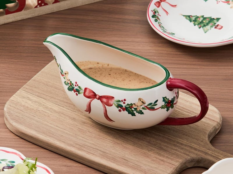 Bico Ribbon Christmas 14oz Gravy Boat with Large Handle, Ceramic Sauce Boat for Creamer, Salad Dressings, Broth, Black Pepper Sauce - Image 4