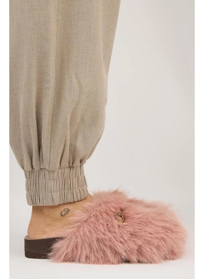 Zeya Women's Plush Buckle Powder Slippers.