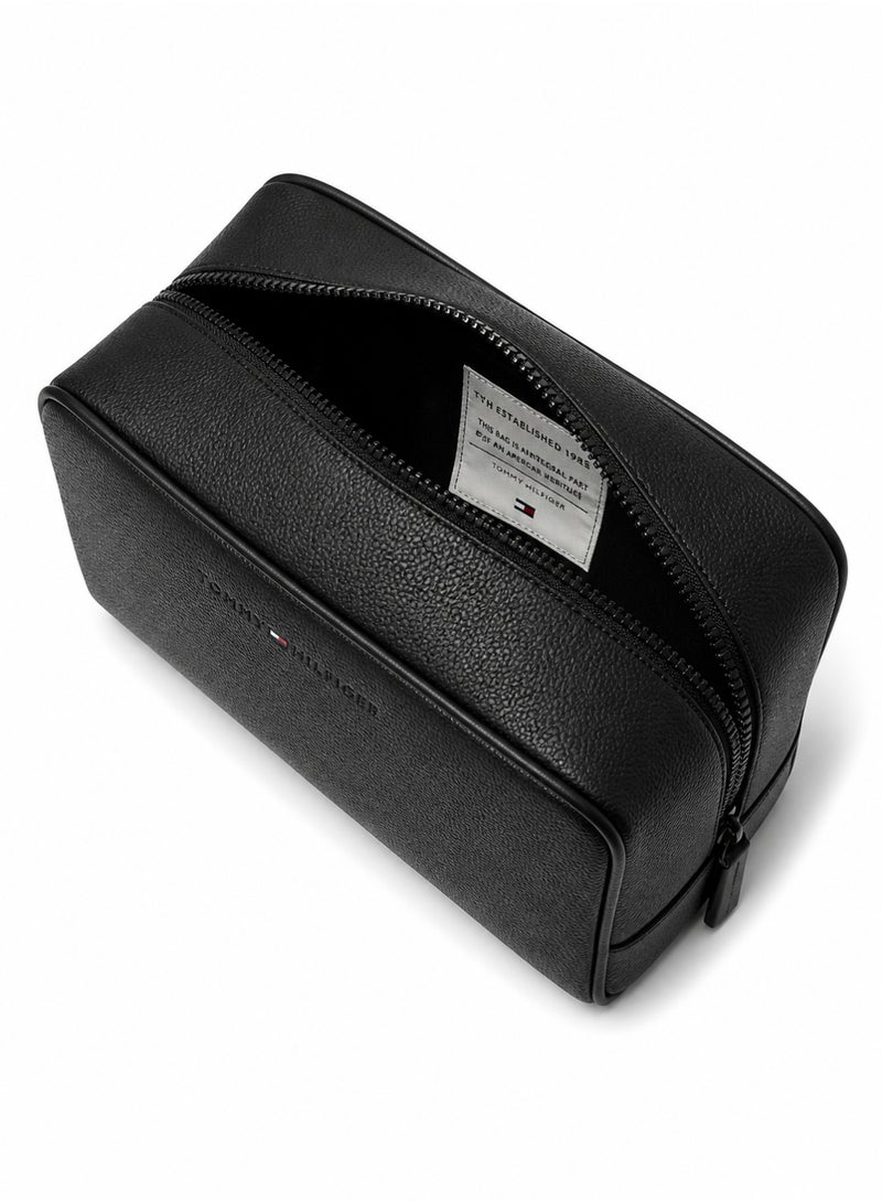 Hilfiger Denim Tommy Hilfiger Denim Polished Black Leather Handbag For Men - Image 2