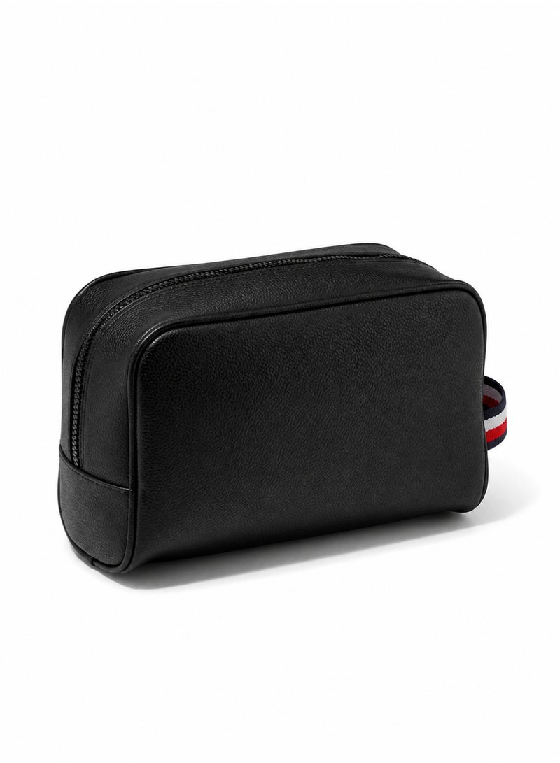 Hilfiger Denim Tommy Hilfiger Denim Polished Black Leather Handbag For Men - Image 3